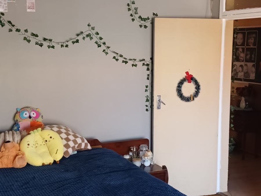 3 Bedroom Property for Sale in Mid Town North West